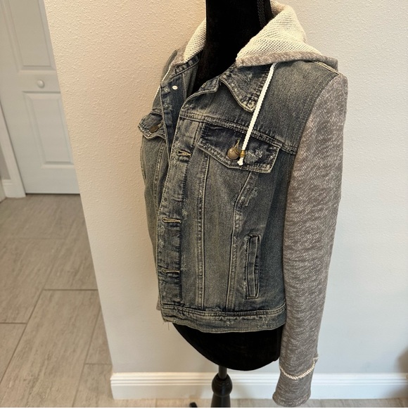 FREE PEOPLE Demin/Gray Jacket ๐ - Picture 9 of 13
